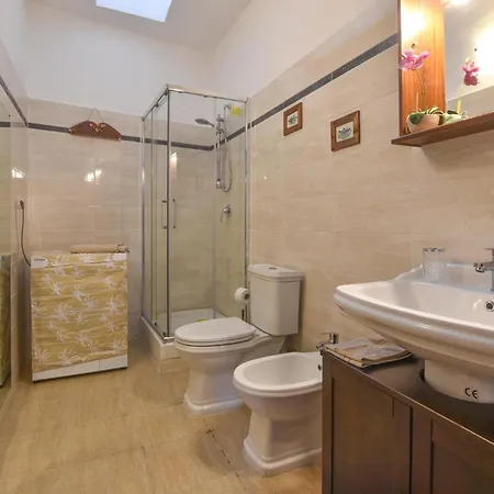 Holiday home Lovely In With House Sea View Mascalucia